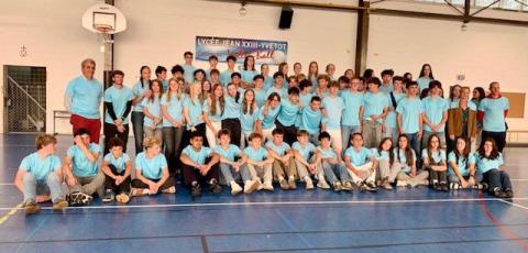 Remise des maillots - Option EPS du lycée Jean XXIII